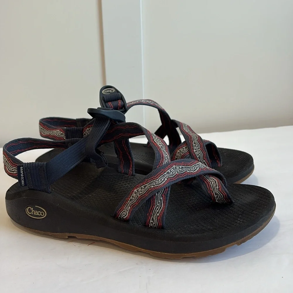 Unisex Chaco Toe Ring Sandals